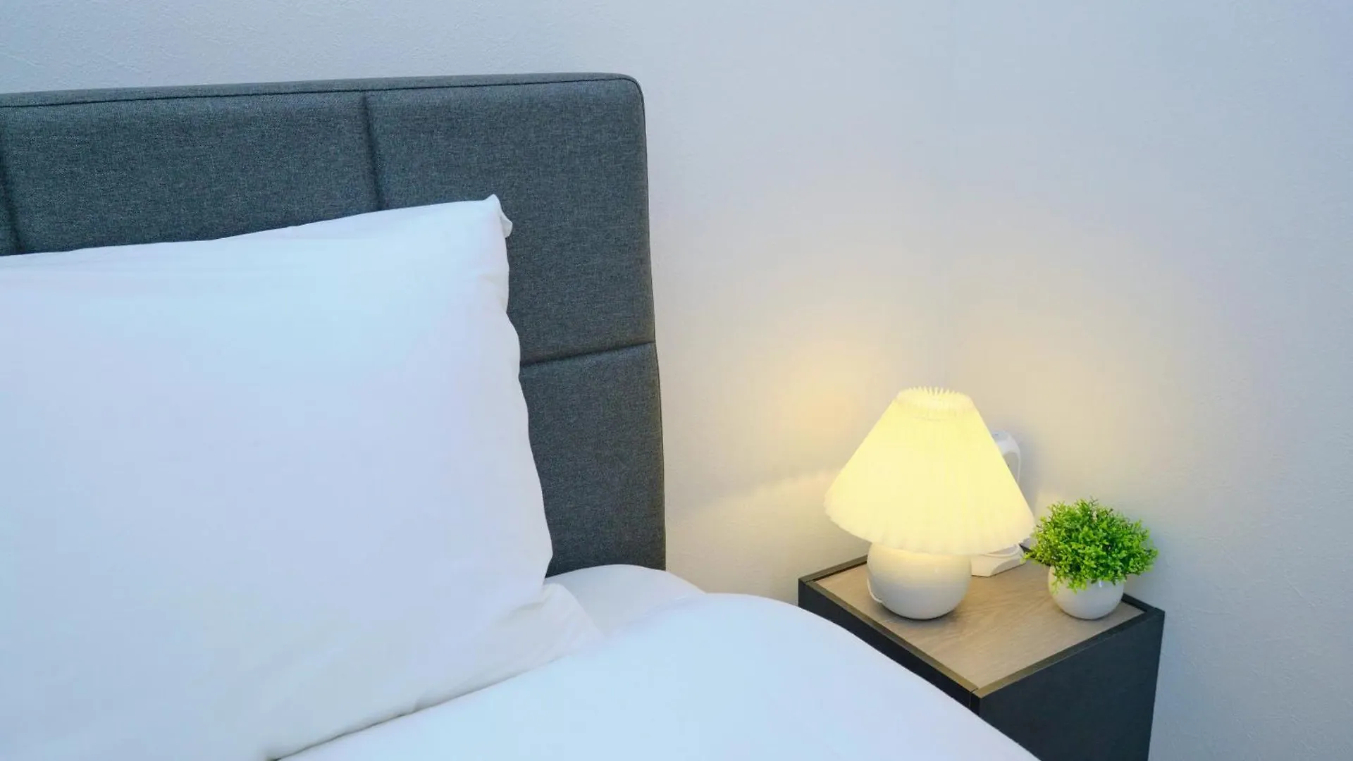 Shinjuku 1 Sta.・98㎡・4Br Entire Home Upscale Area Tokyo Japan